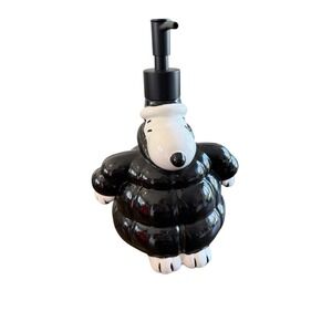 Peanuts Snoopy Soap Lotion/Soap Dispenser Black‎ Puffer Jacket Coat Halloween